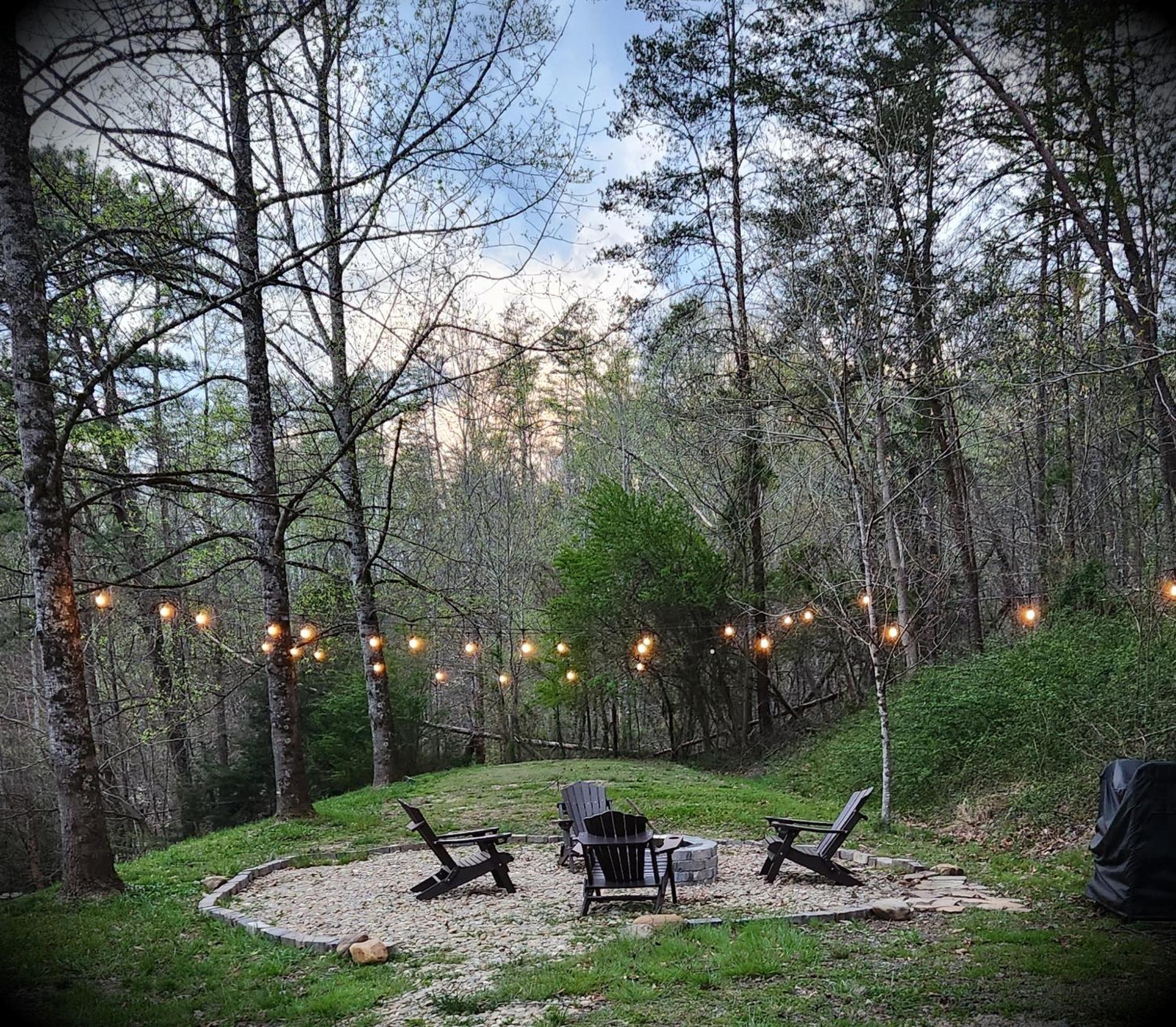 Stay At The Retreat! Gatlinburg-Dollywood Sevierville Exterior photo